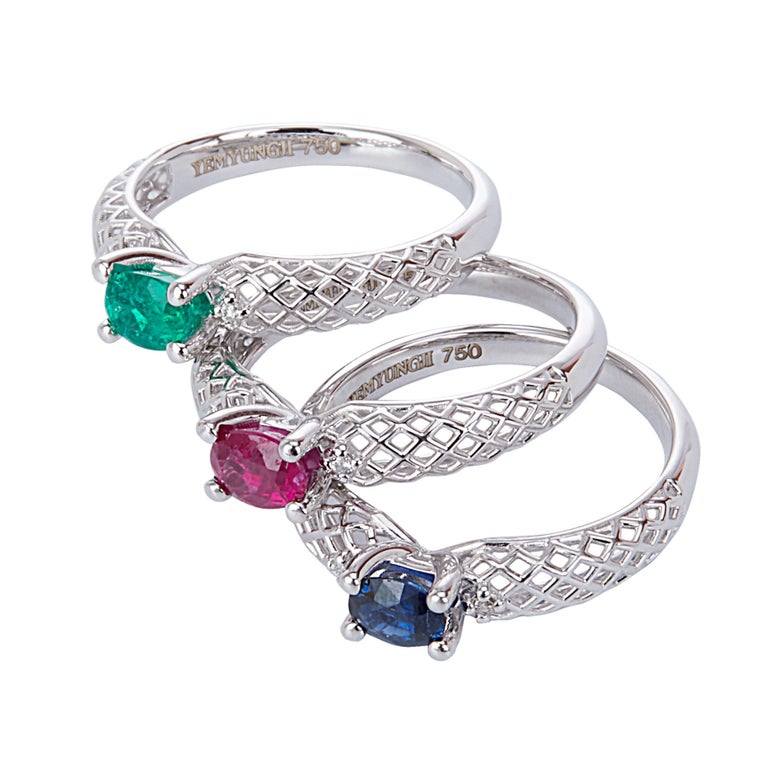 Yemyungji Emerald Ruby Sapphire Oval Cut Solitaire Layering Ring Set