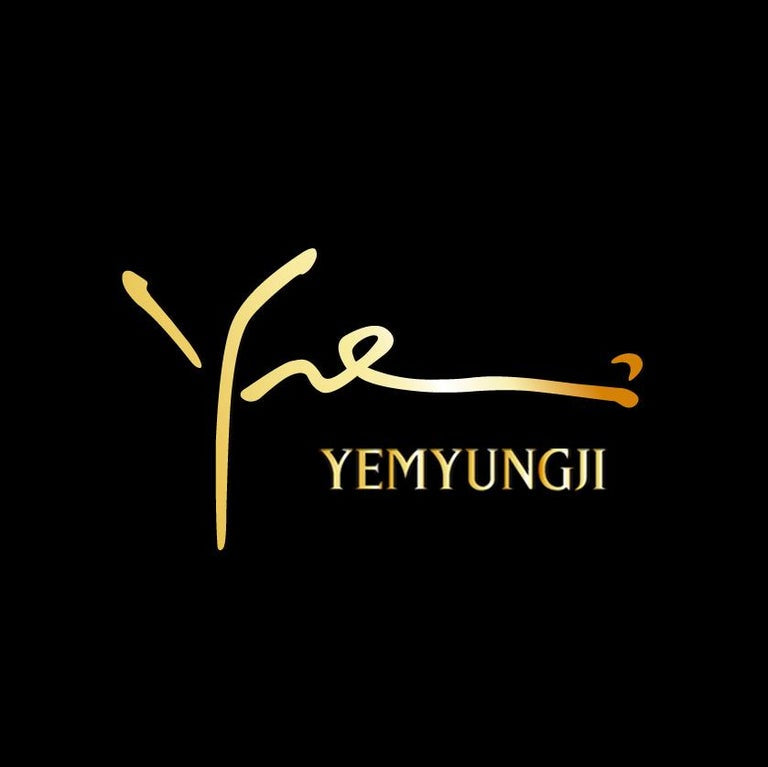 Yemyungji Diamond 18 Karat Yellow Gold White Gold Rings Set